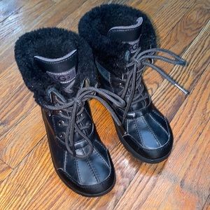 Little boys Uggs snow boots
